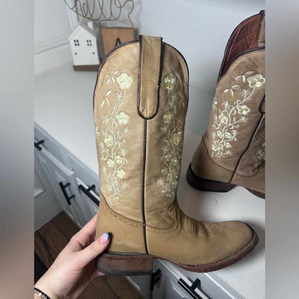 Tanner Mark Women’s Western Cowboy Boots Size 9 Floral Embroidered Tan - Picture 6 of 8